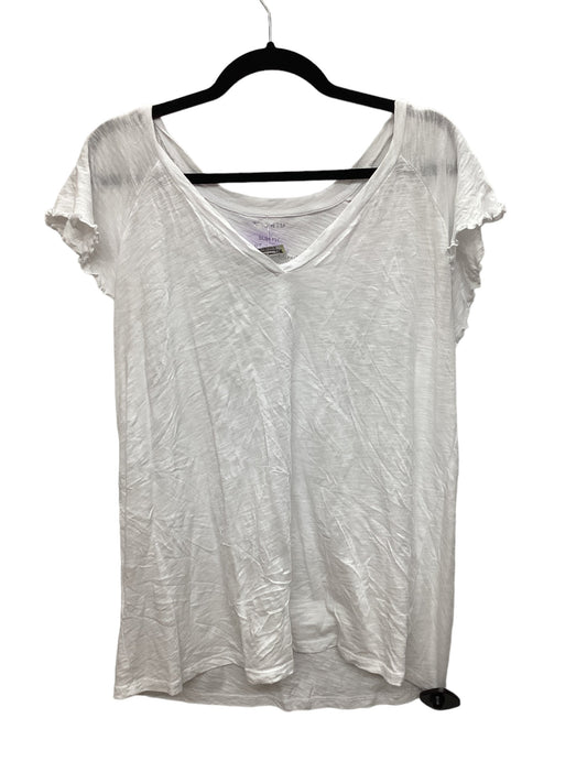 White Top Short Sleeve Basic Torrid, Size 1