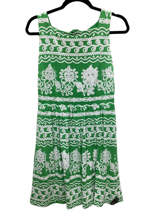 Green & White Dress Casual Short New York And Co, Size M