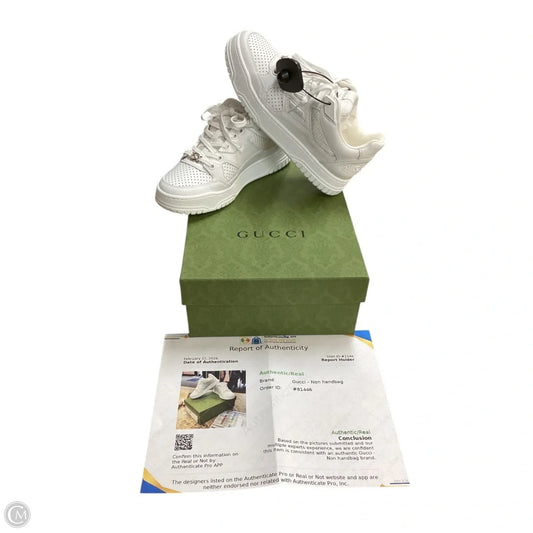 Shoes Luxury Designer By Gucci In White, Size: 6
