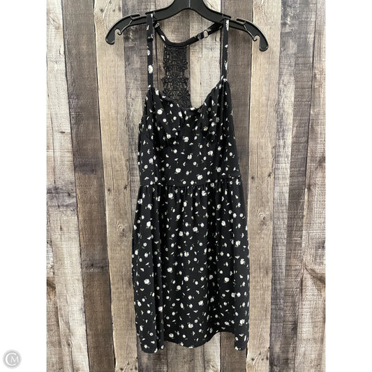 Dress Casual Short By No Boundaries In Floral Print, Size: L