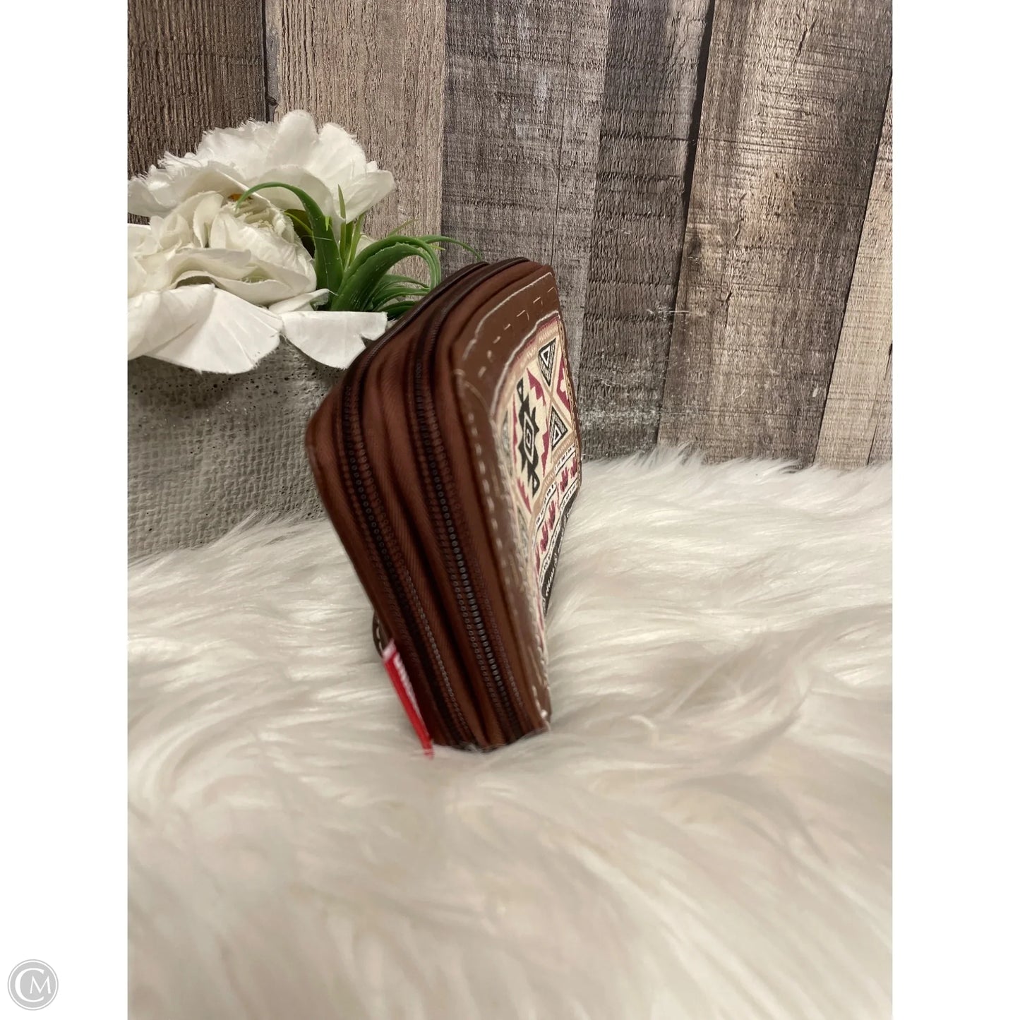 Wristlet By Union Bay, Size: Medium