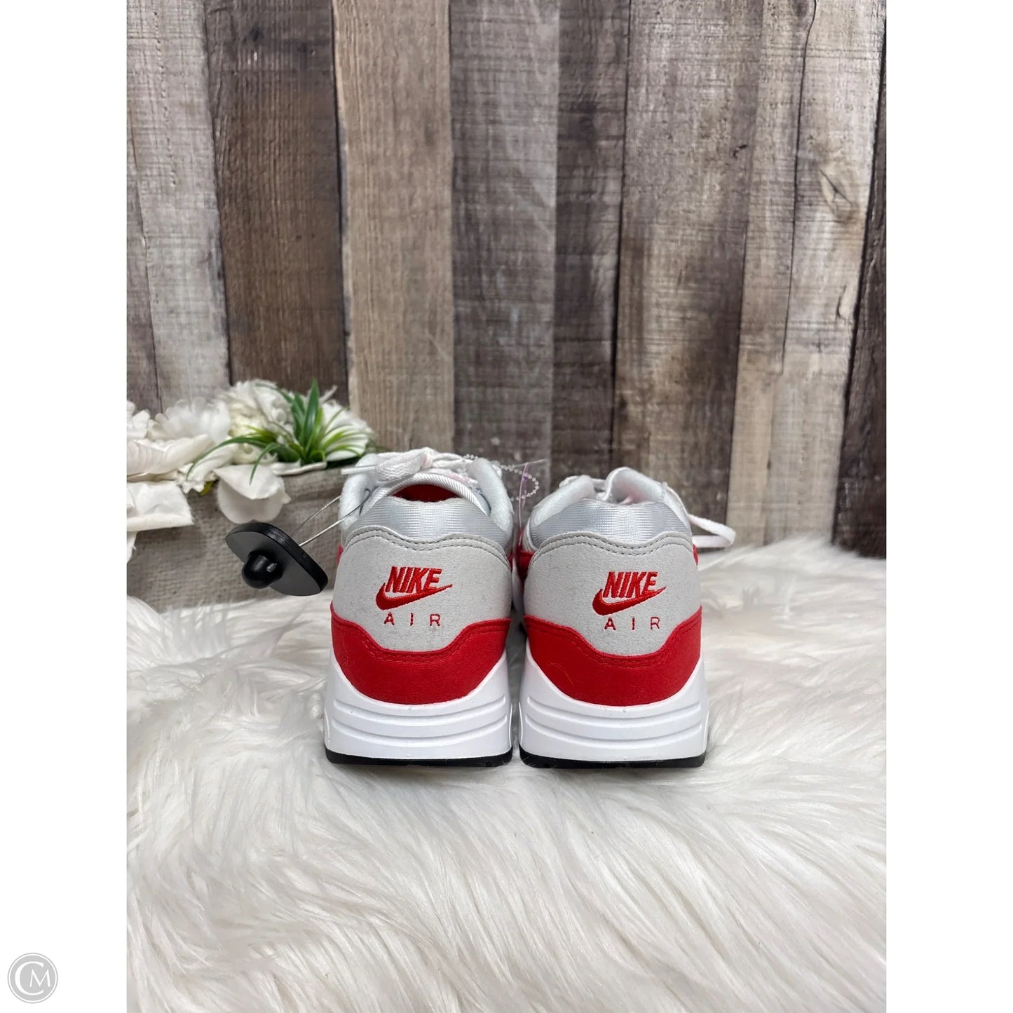 Shoes Athletic By Nike In Red & White, Size: 7