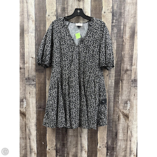Dress Casual Short By Universal Thread In Multi-colored, Size: M