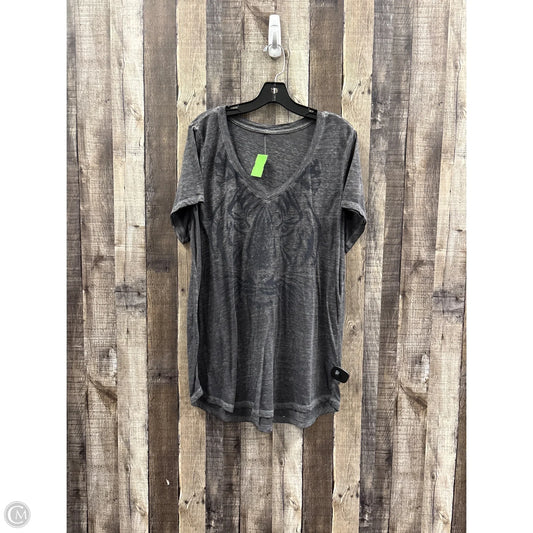 Top Short Sleeve By Torrid In Grey, Size: 2x