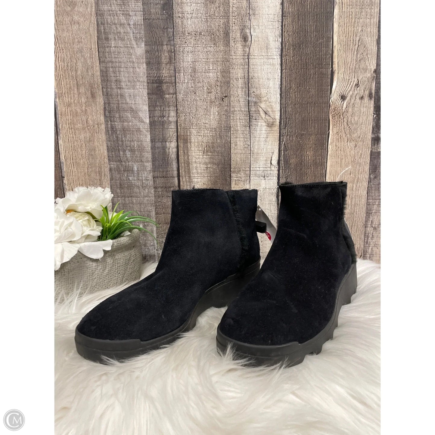 Boots Ankle Flats By Eileen Fisher In Black, Size: 9