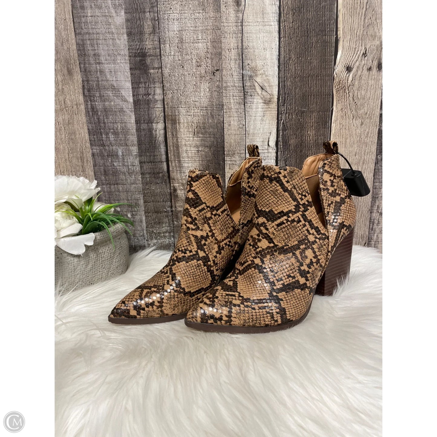 Boots Ankle Heels By Cme In Animal Print, Size: 6