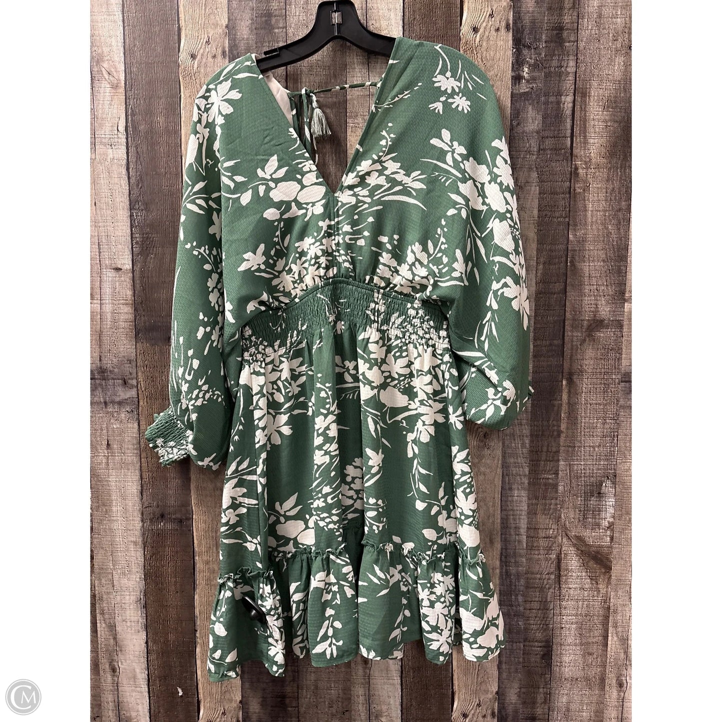 Dress Casual Short By Lovestitch In Green, Size: M