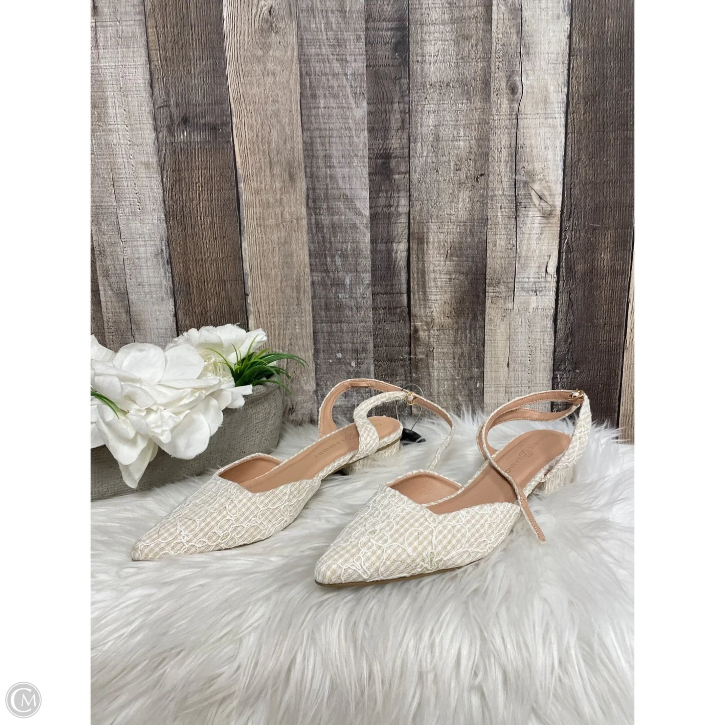 Shoes Heels Block By Chinese Laundry In Cream, Size: 8.5