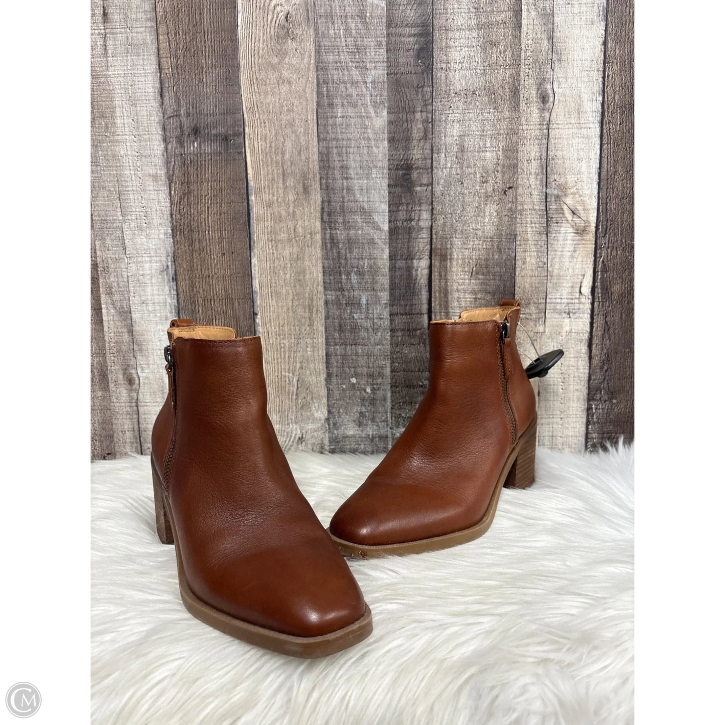 Boots Ankle Heels By Crown Vintage In Brown, Size: 9