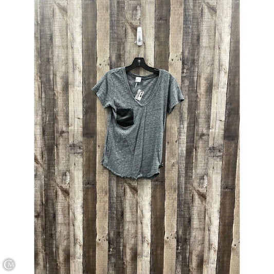 Top Short Sleeve Basic By Bobi In Grey, Size: S