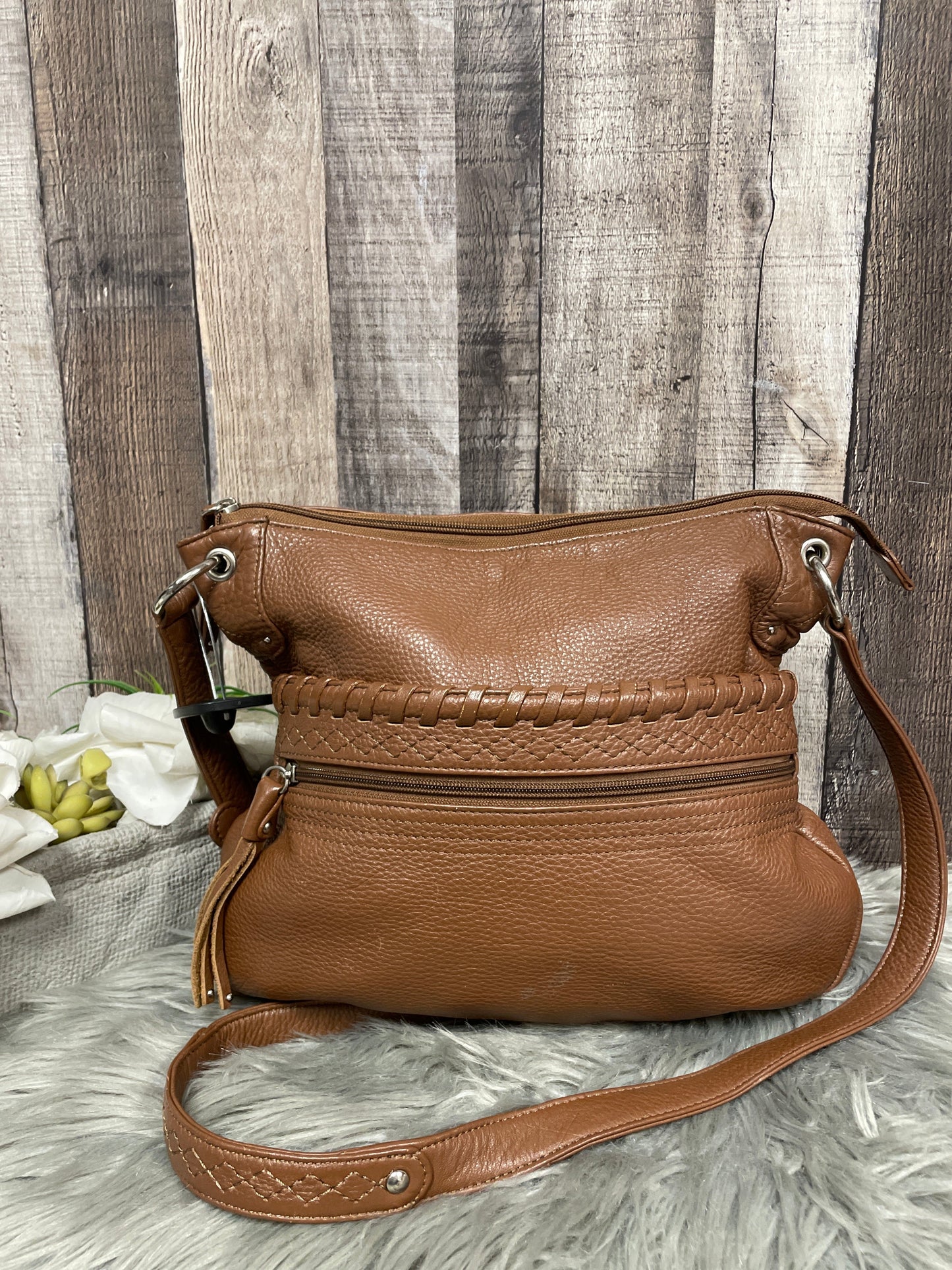 Crossbody By Stone Mountain, Size: Large