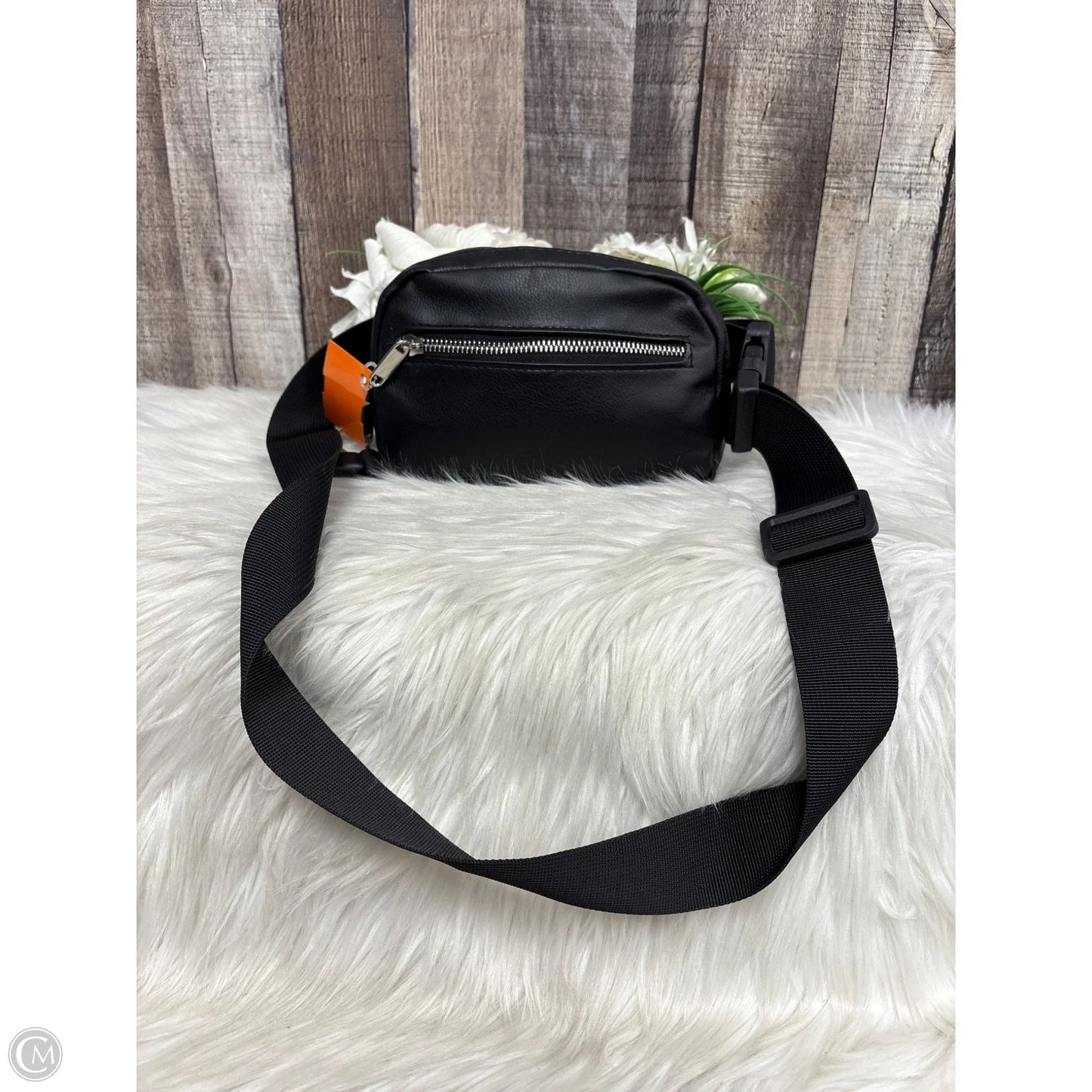 Belt Bag By Wild Fable, Size: Small