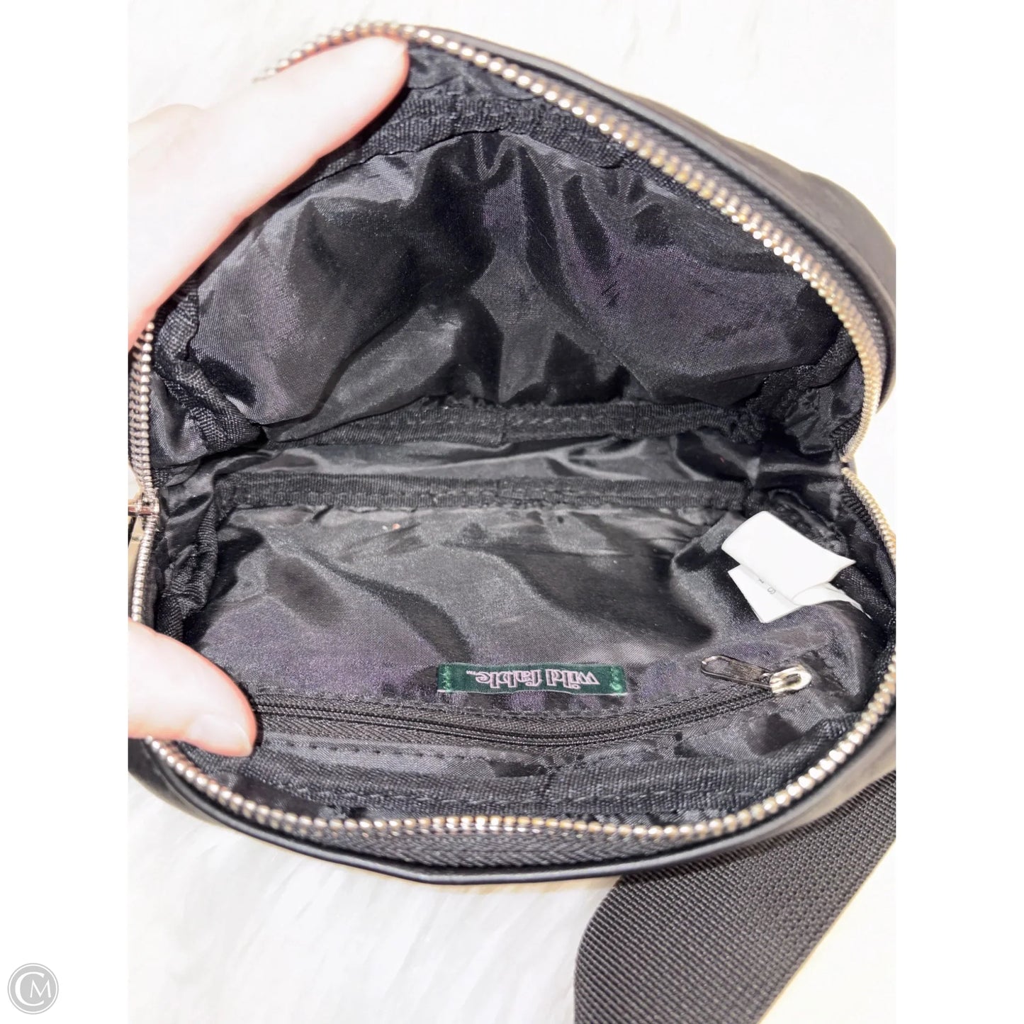 Belt Bag By Wild Fable, Size: Small
