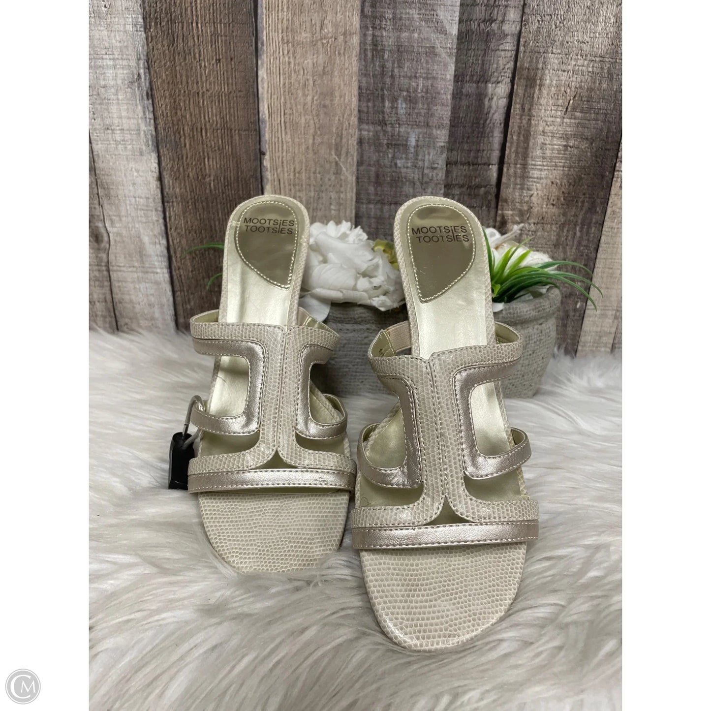 Sandals Heels Kitten By Mootsies Tootsies In Silver, Size: 9