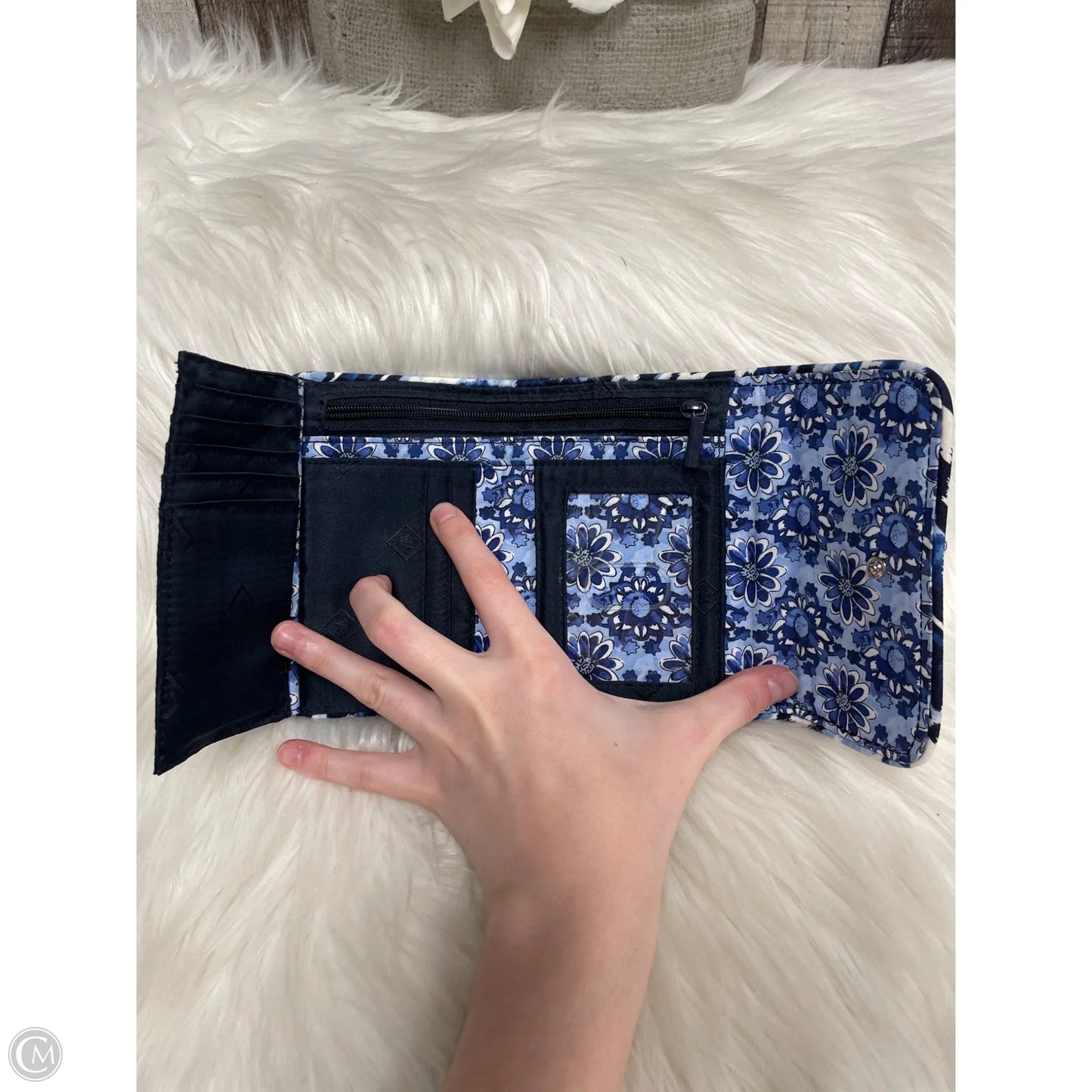 Wallet By Vera Bradley, Size: Medium
