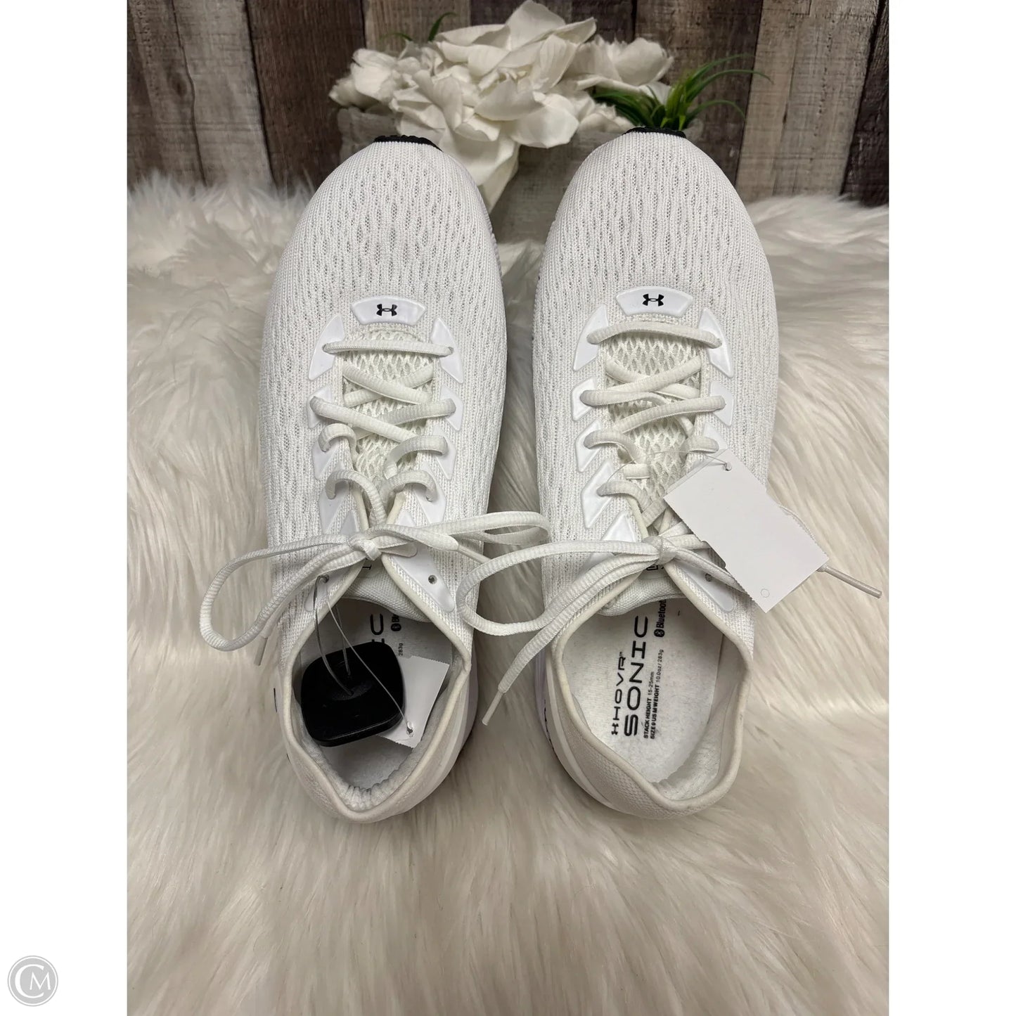 Shoes Athletic By Under Armour In White, Size: 10.5