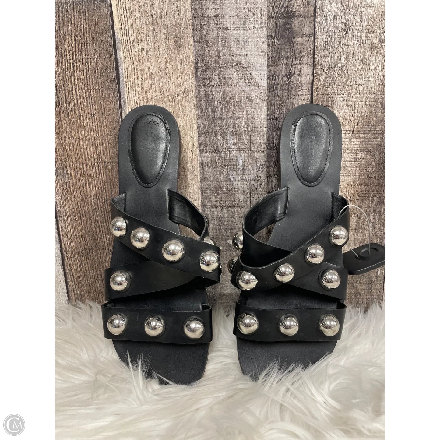 Sandals Flats By Marc Fisher In Black, Size: 10