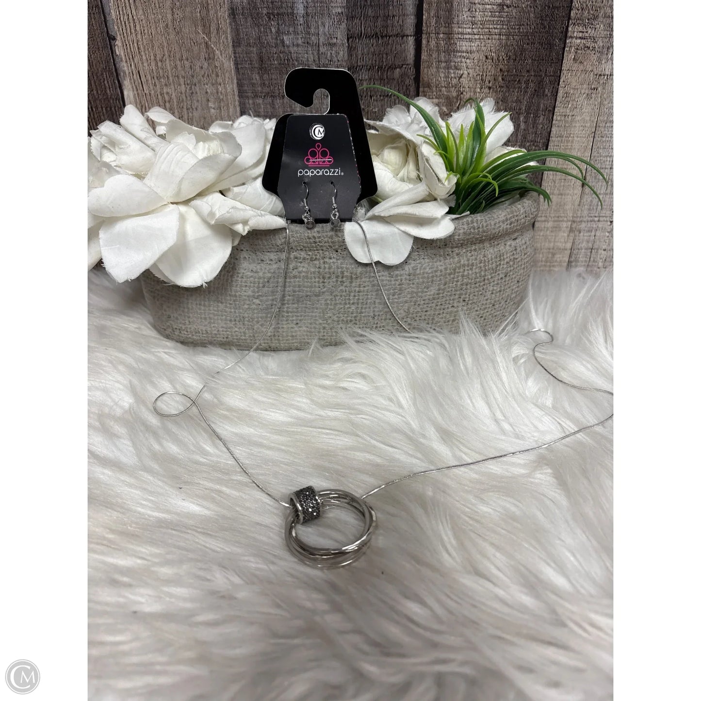 Necklace Statement By Paparazzi