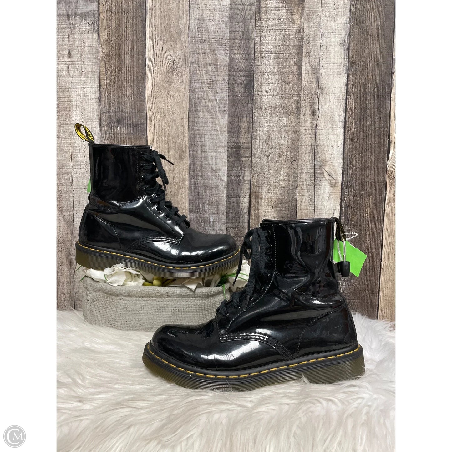 Boots Ankle Flats By Dr Martens In Black, Size: 9