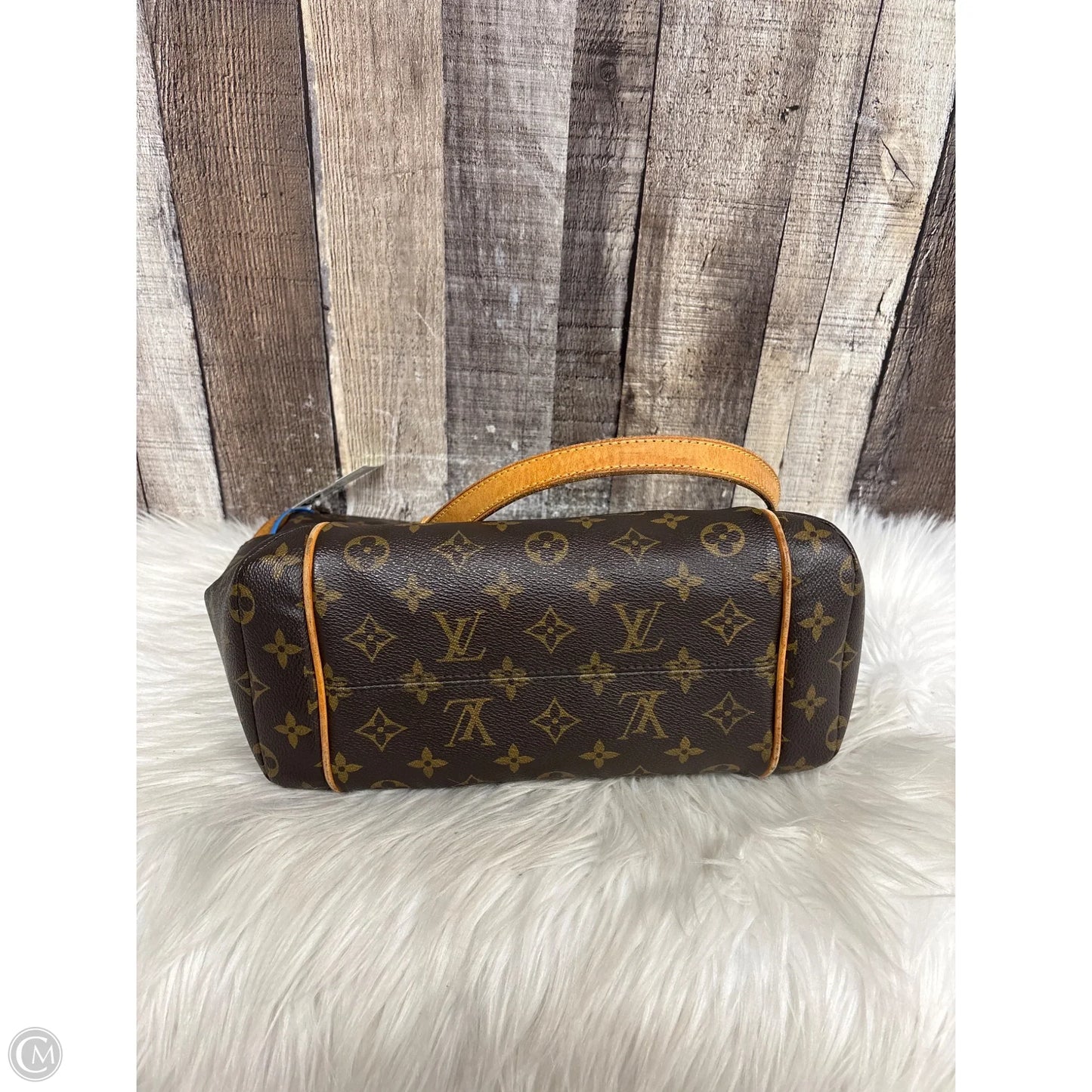 Handbag Luxury Designer By Louis Vuitton, Size: Medium