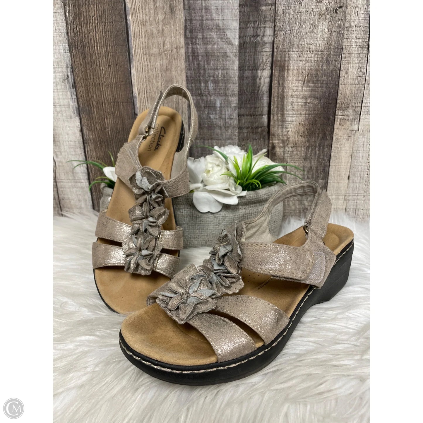 Sandals Heels Wedge By Clarks In Silver, Size: 8.5