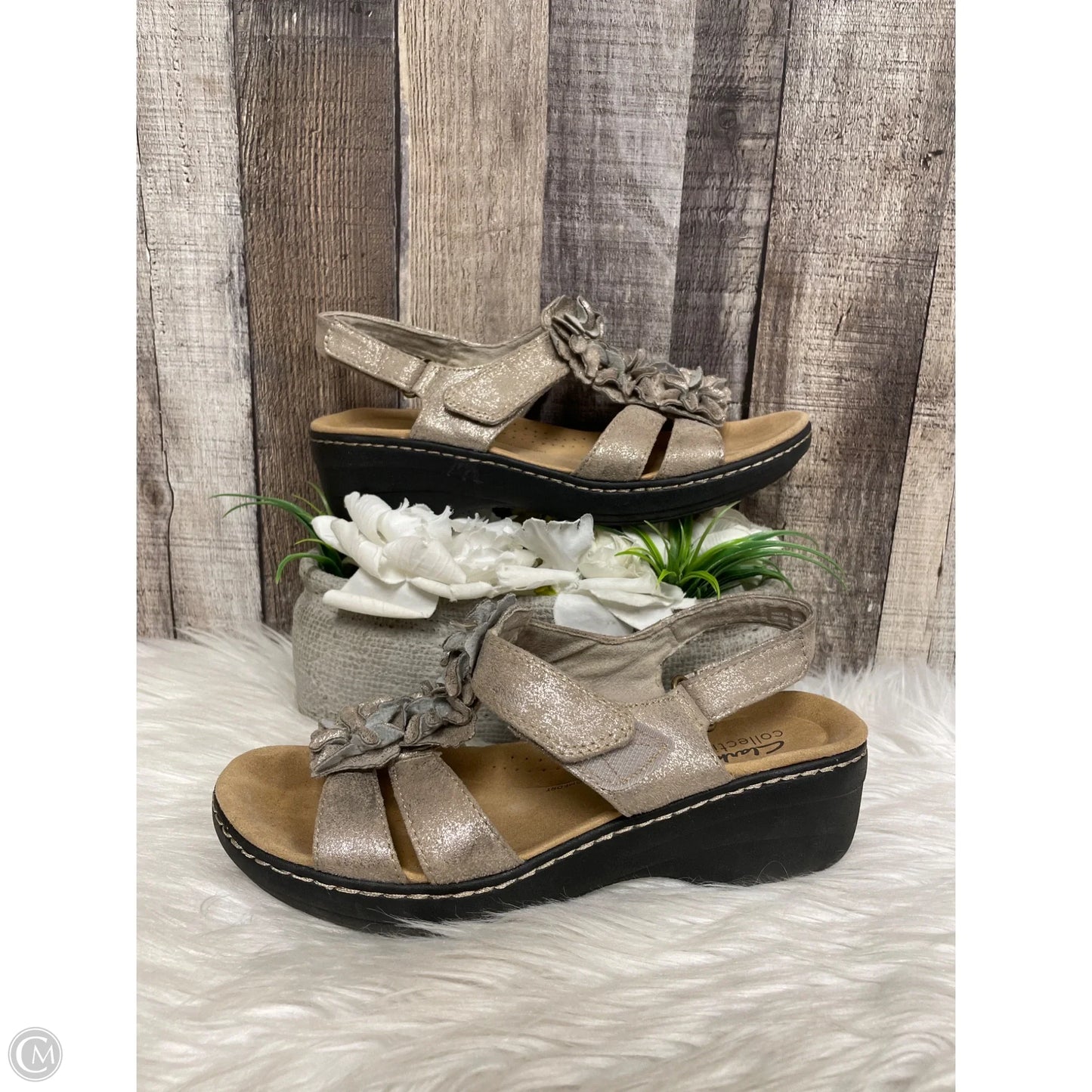 Sandals Heels Wedge By Clarks In Silver, Size: 8.5