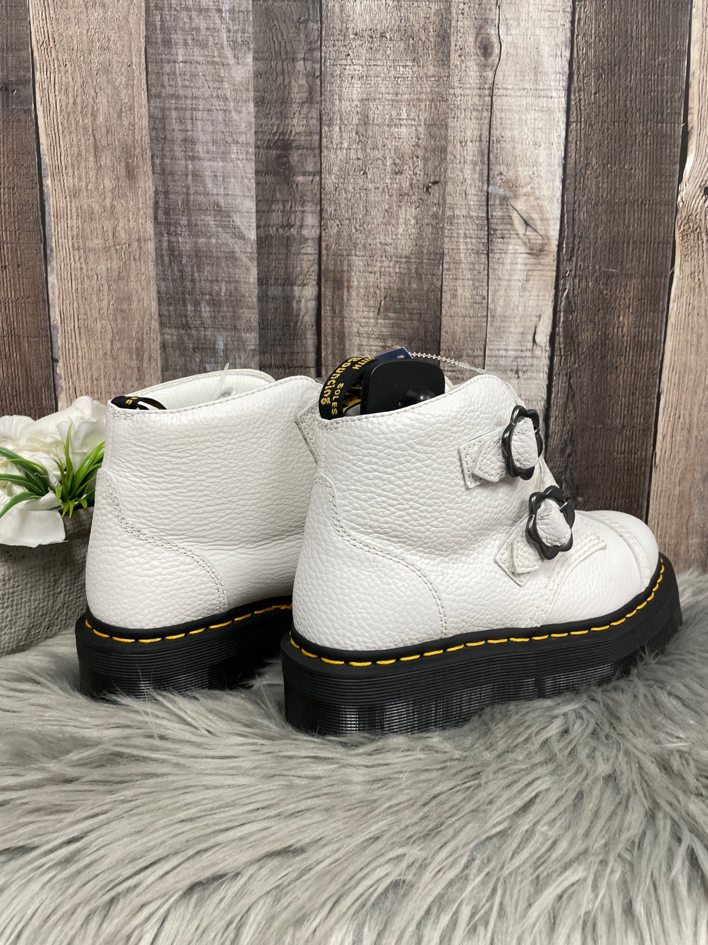 Boots Ankle Heels By Dr Martens In White, Size: 8