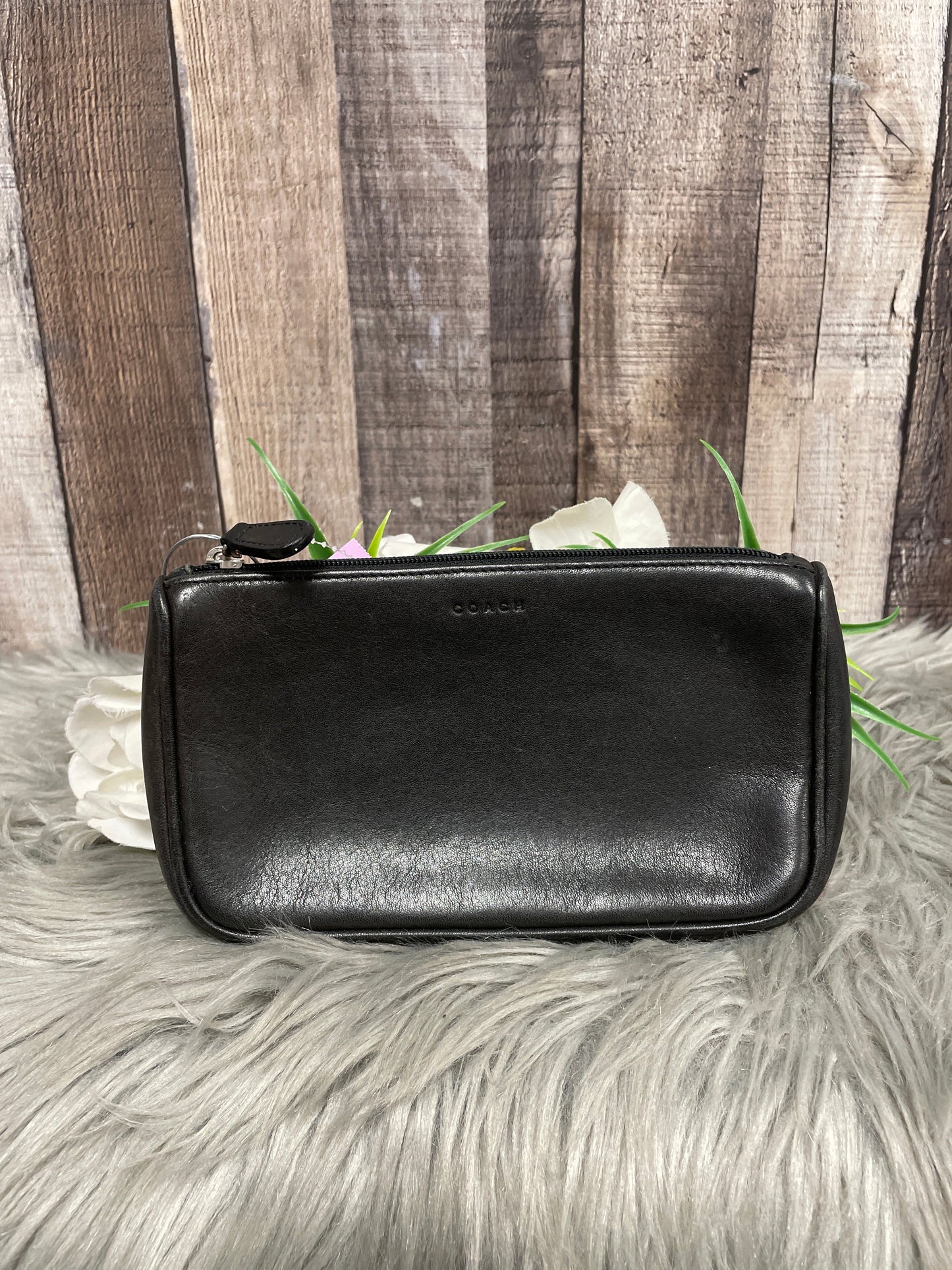 Clutch Designer Coach, Size Small