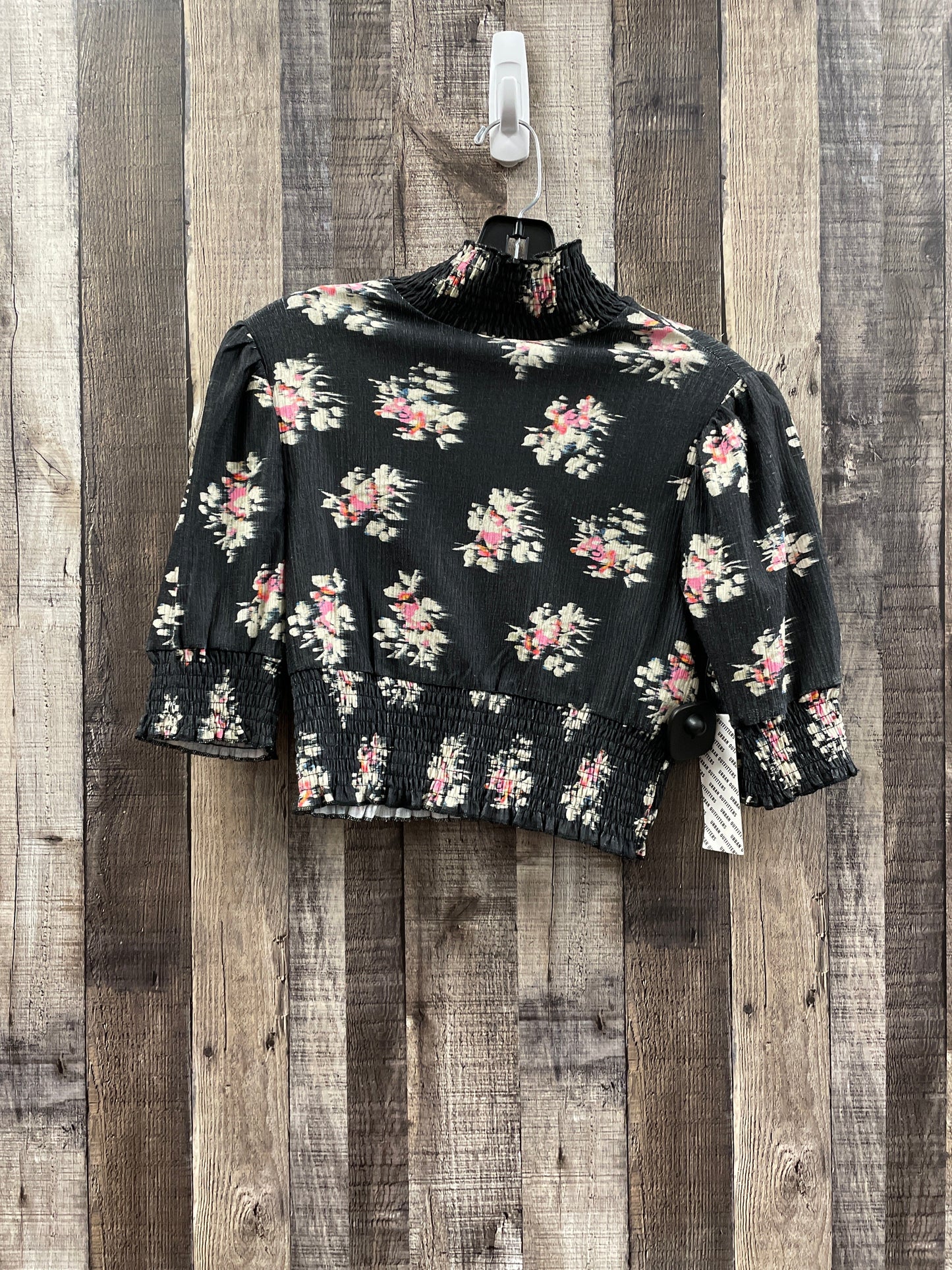 Floral Print Top Short Sleeve Urban Outfitters, Size S