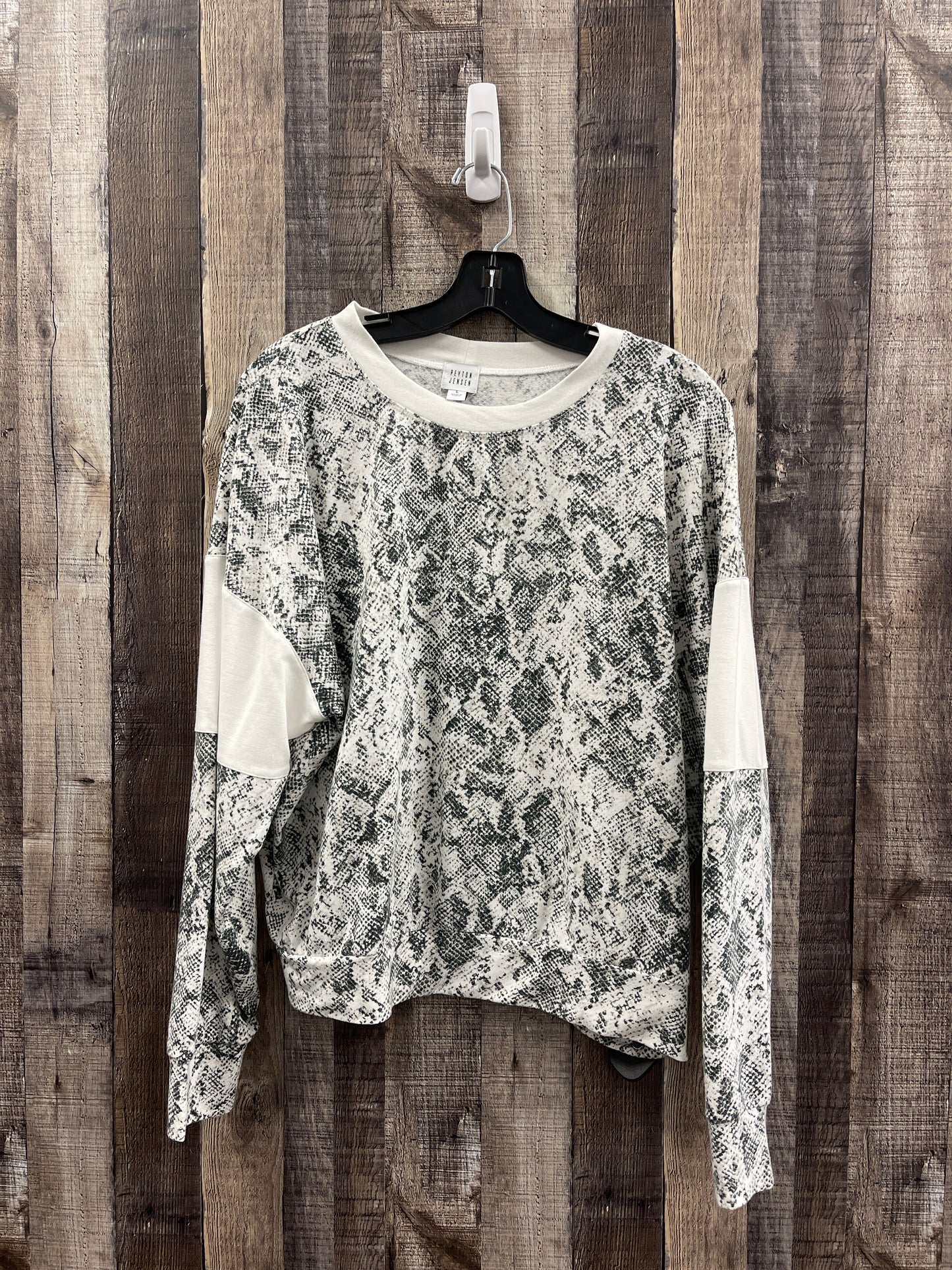 Sweatshirt Crewneck By Peyton Jensen In Snakeskin Print, Size: L