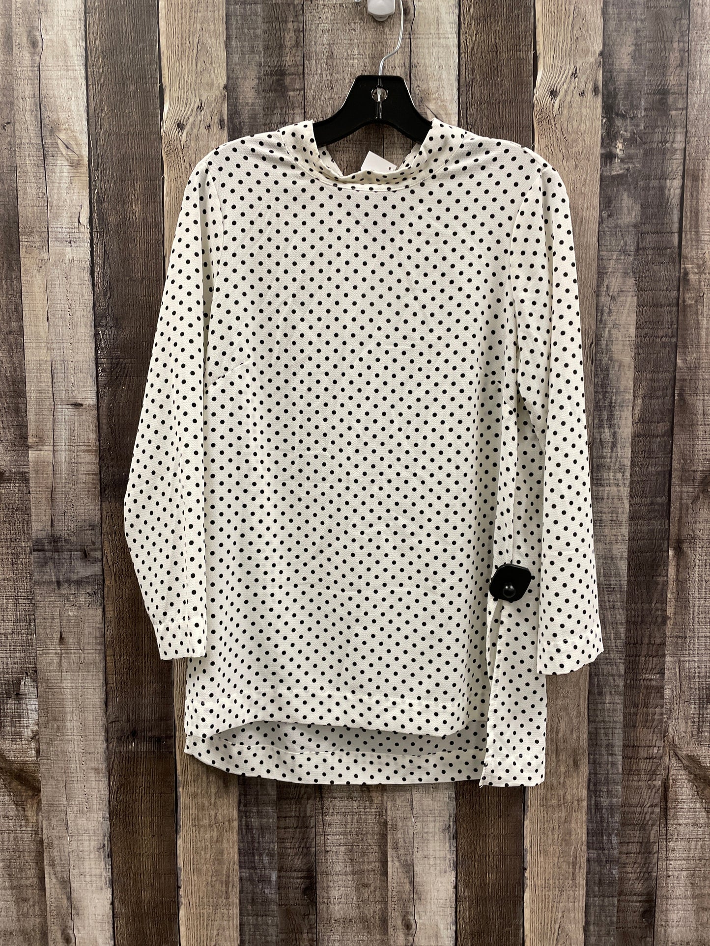 Top Long Sleeve By H&m In Polkadot Pattern, Size: M