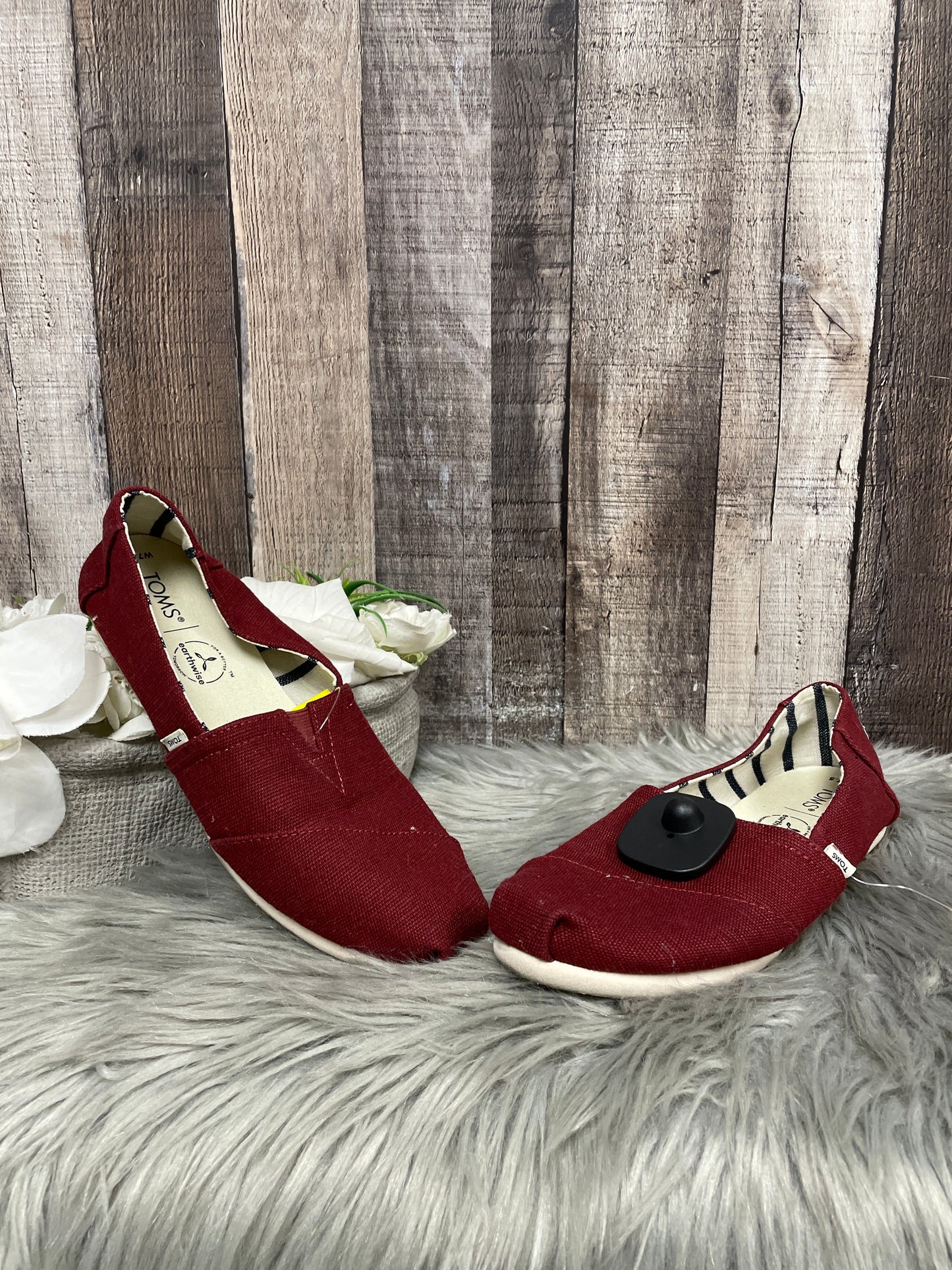 Shoes Flats By Toms In Red, Size: 7.5