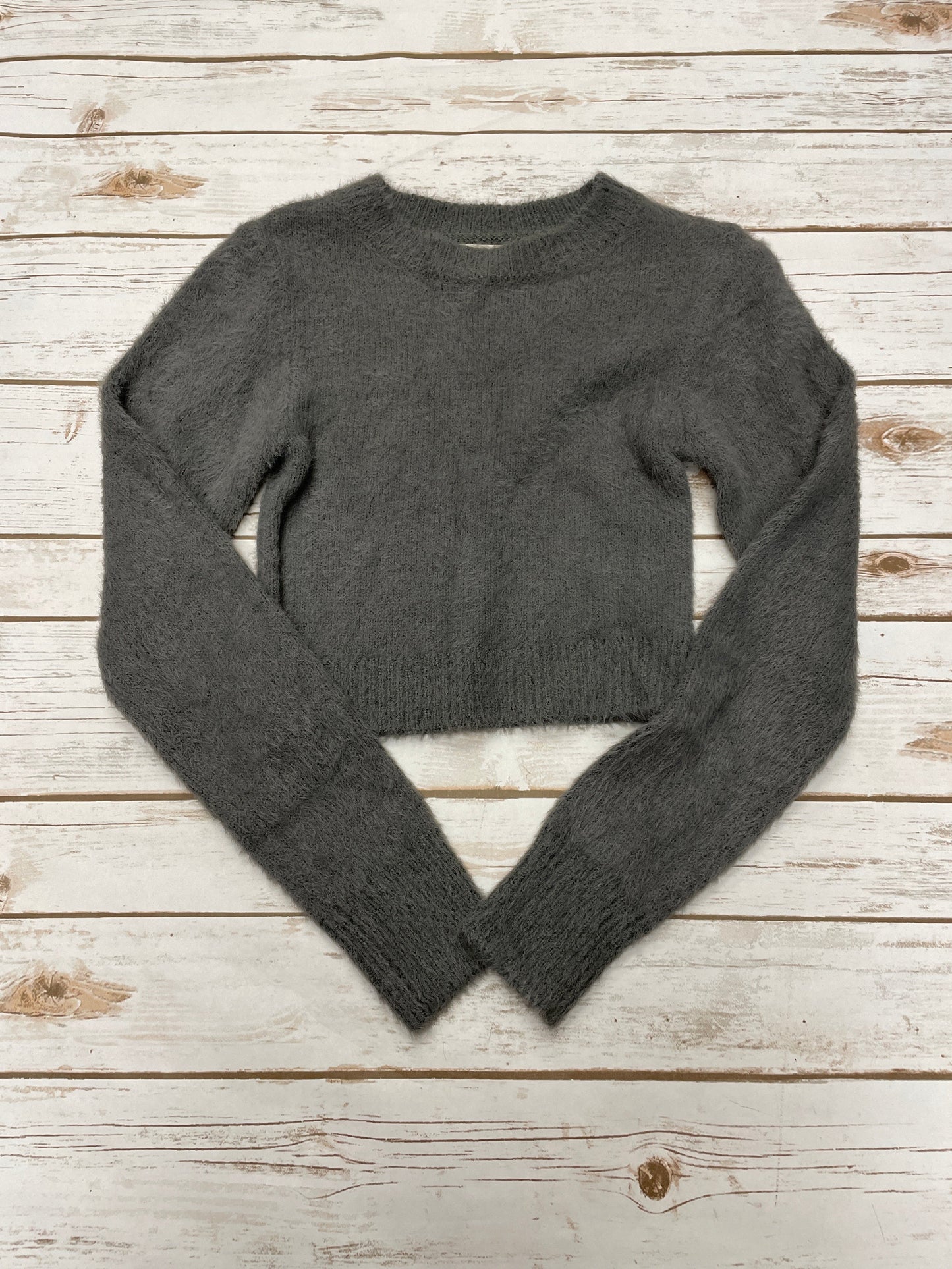 Sweater By Urban Outfitters In Grey, Size: Xs