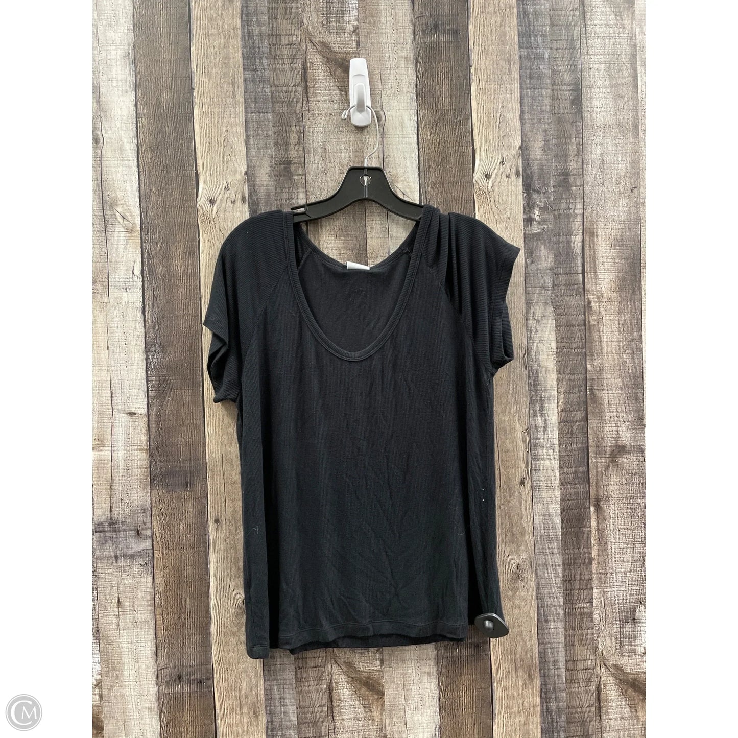 Top Short Sleeve Basic By Cabi In Black, Size: S