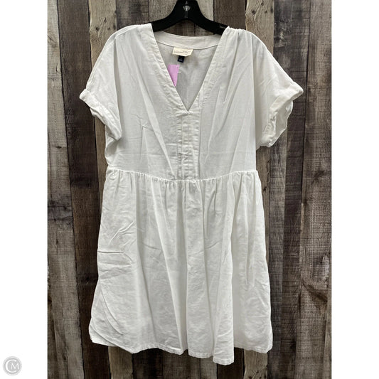 Dress Casual Short By Universal Thread In White, Size: M