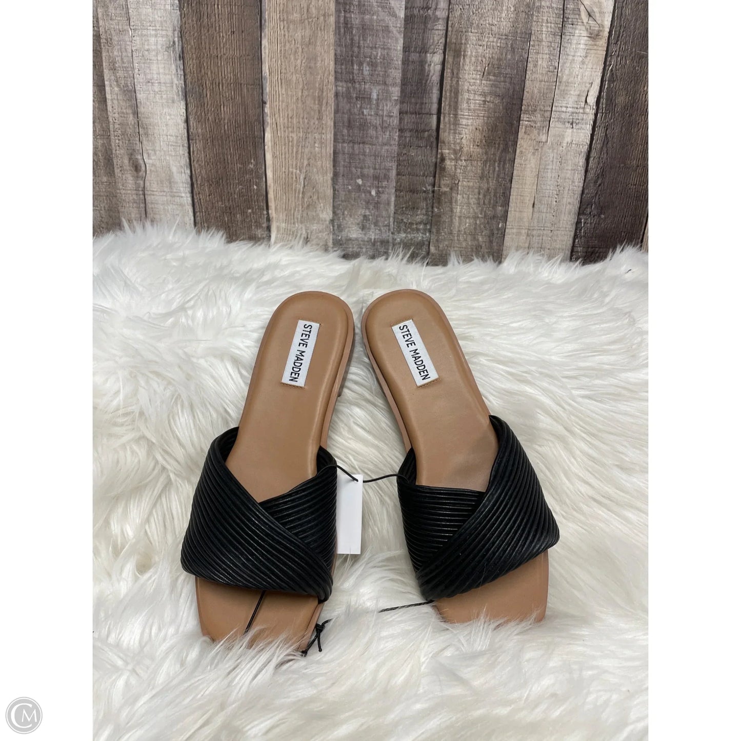 Sandals Flats By Steve Madden In Black, Size: 7