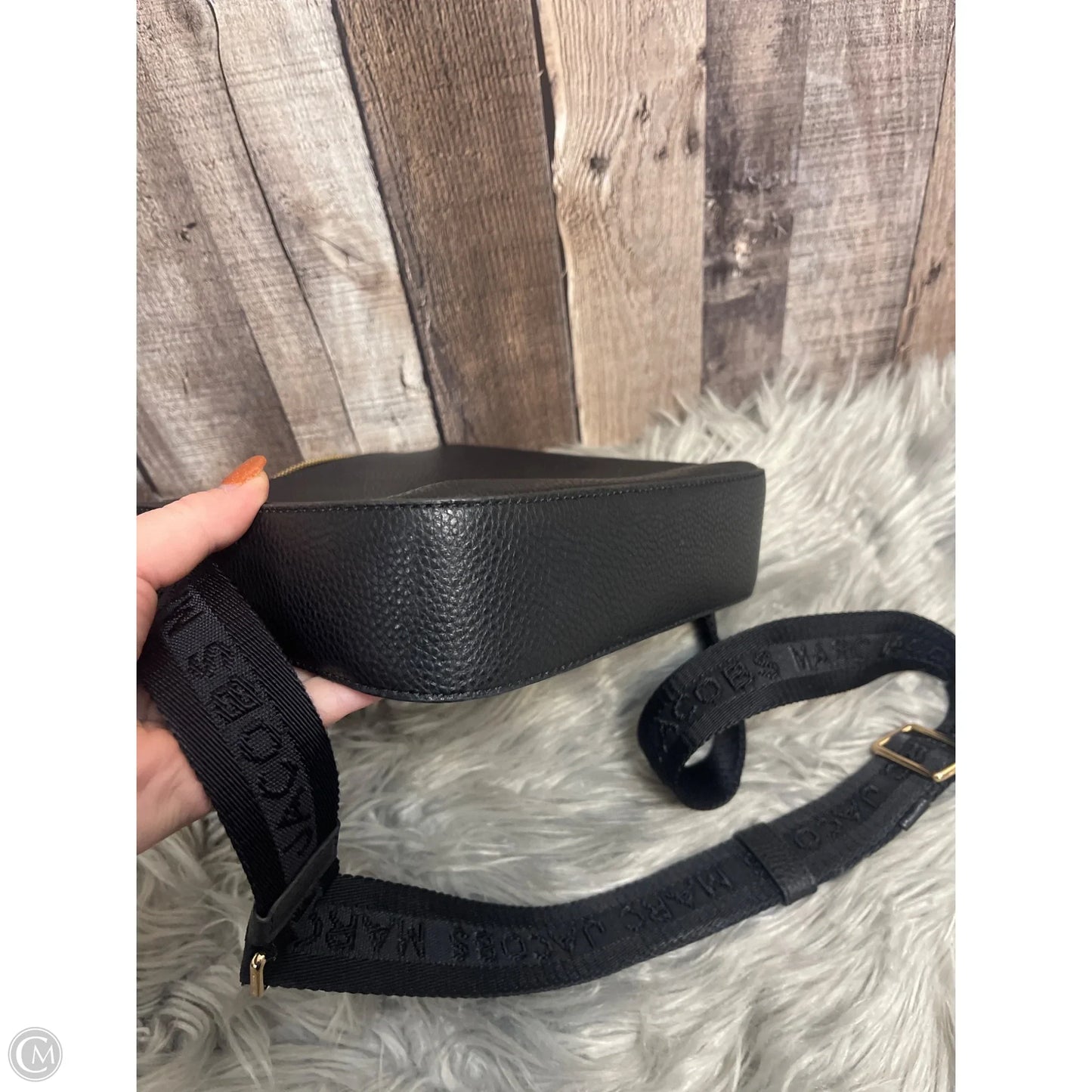 Crossbody Luxury Designer By Marc Jacobs, Size: Medium