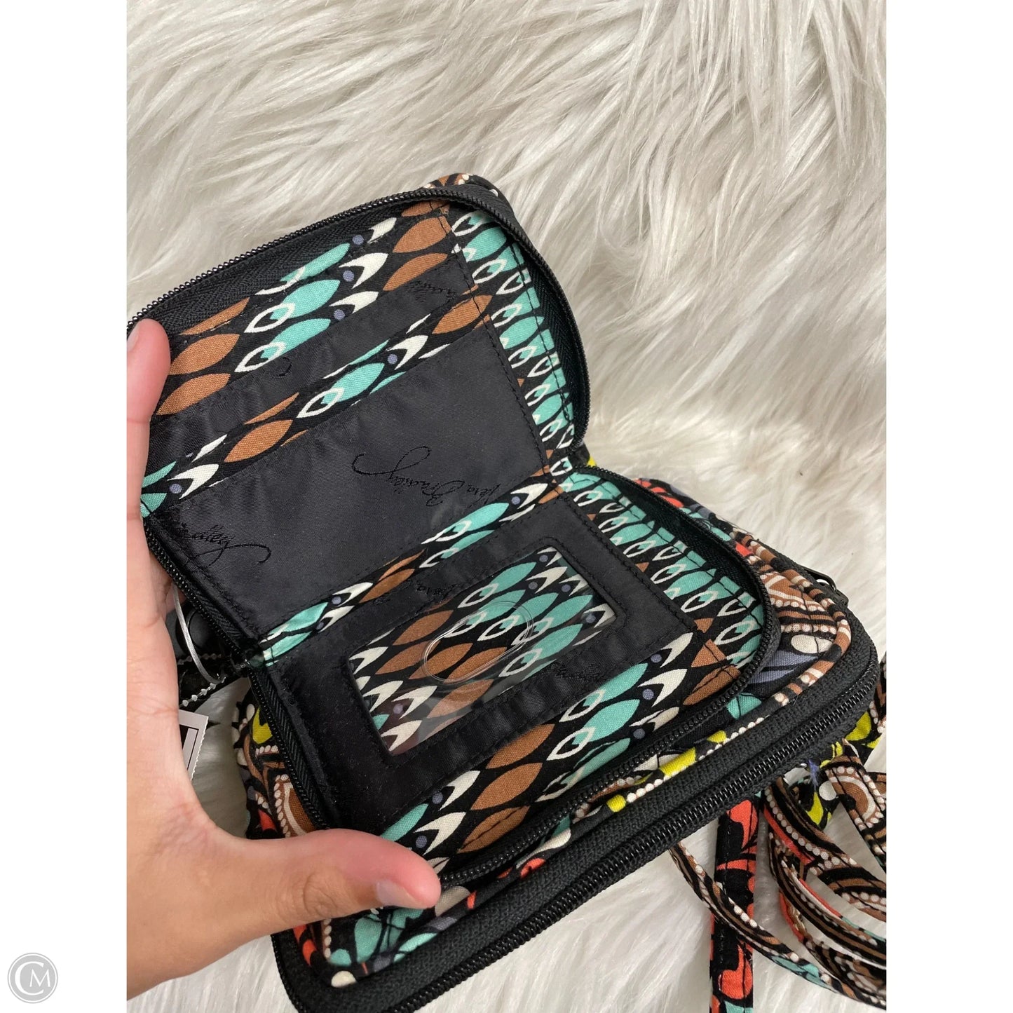 Wristlet By Vera Bradley, Size: Small