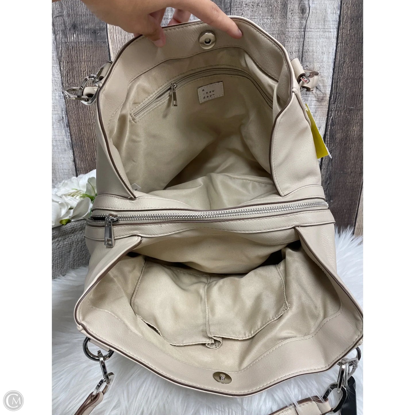 Handbag By A New Day, Size: Medium