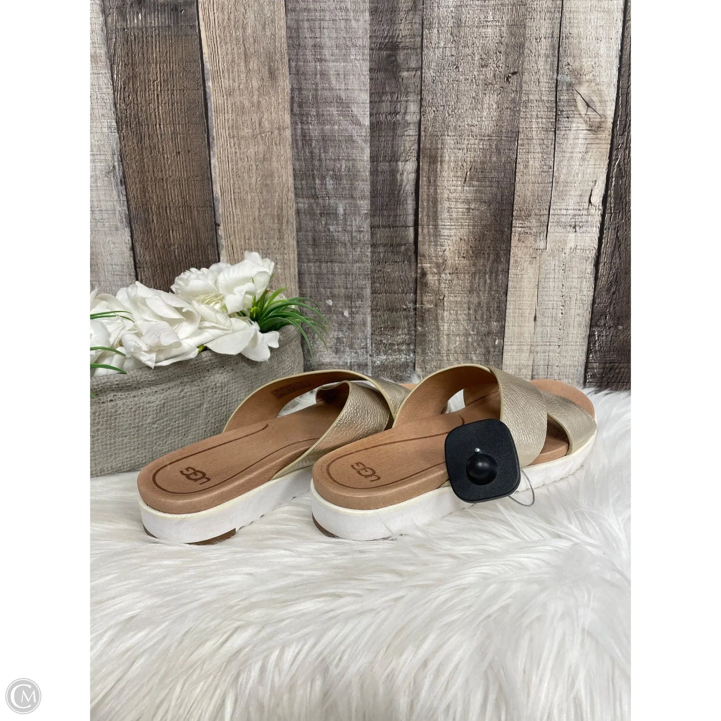 Sandals Designer By Ugg In Gold, Size: 8