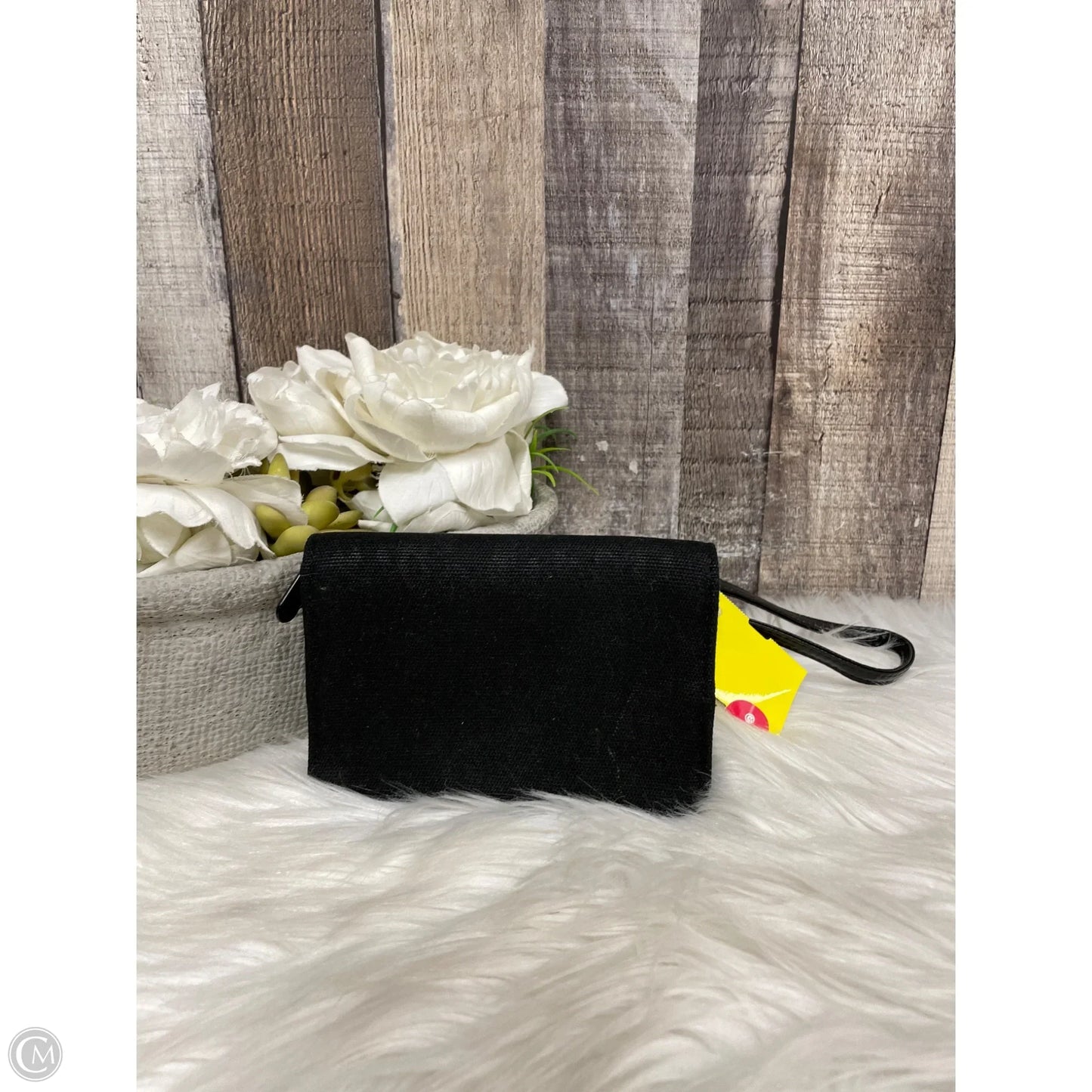 Wristlet By Vera Bradley, Size: Small