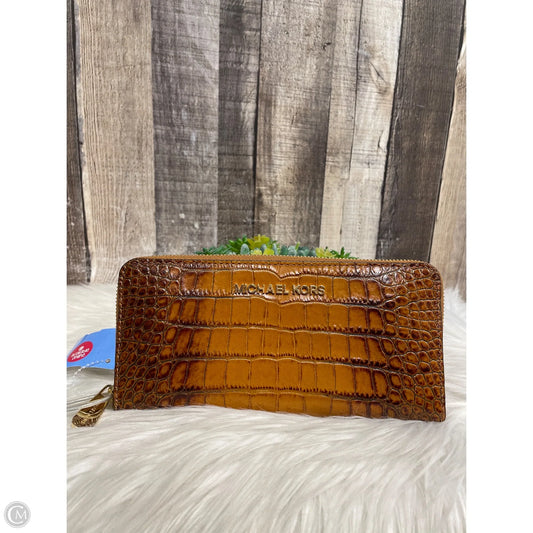 Clutch Designer By Michael Kors, Size: Medium