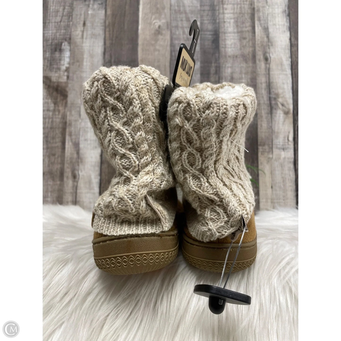 Boots Ankle Flats By Muk Luks In Tan, Size: 7.5