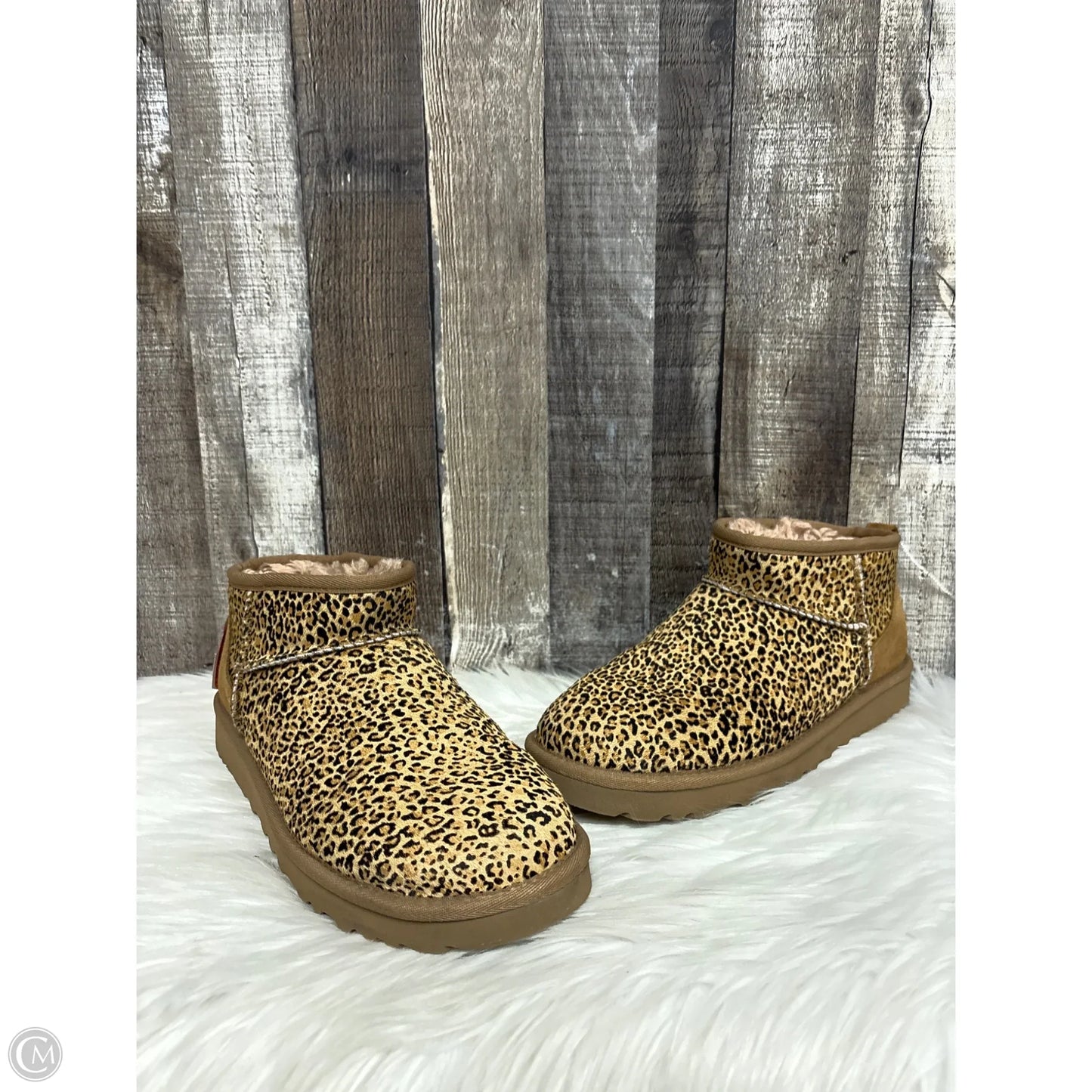 Boots Designer By Ugg In Animal Print, Size: 8