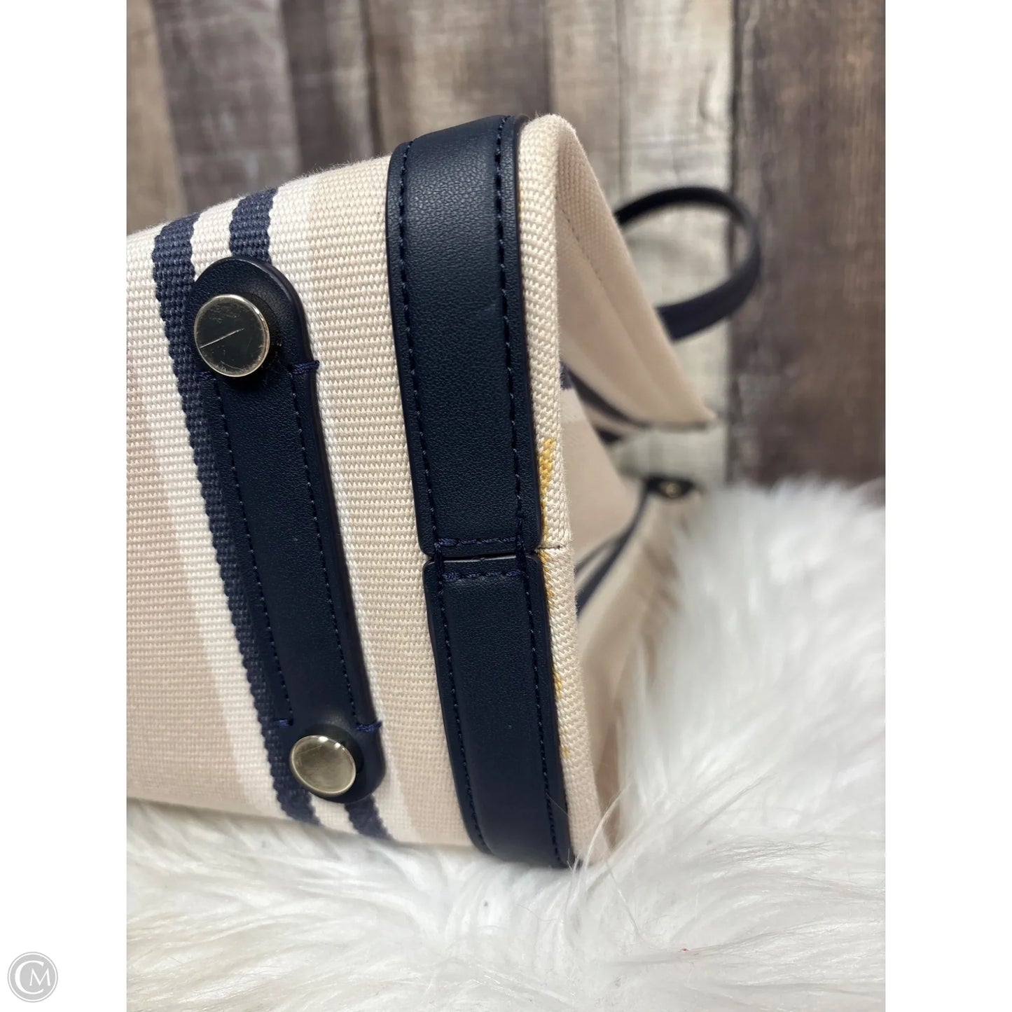 Tote Designer By Kate Spade, Size: Medium