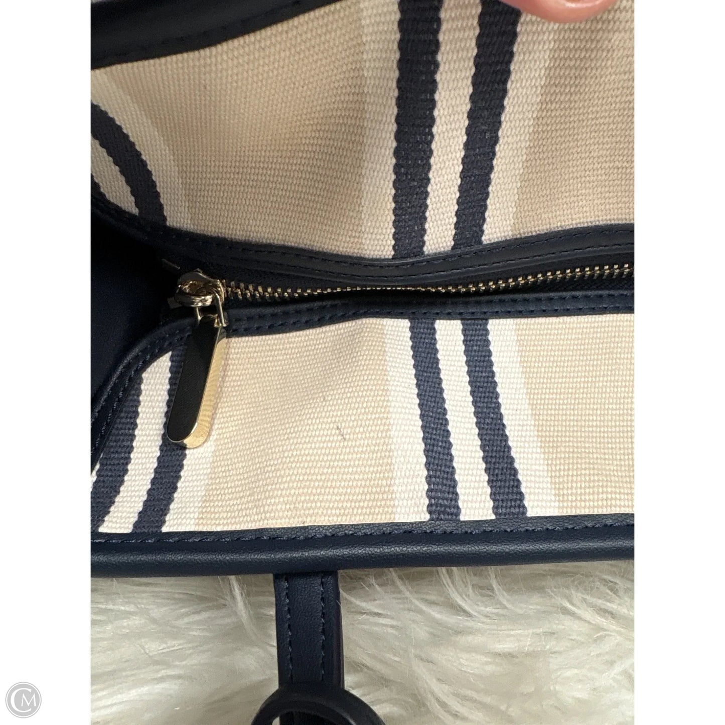 Tote Designer By Kate Spade, Size: Medium