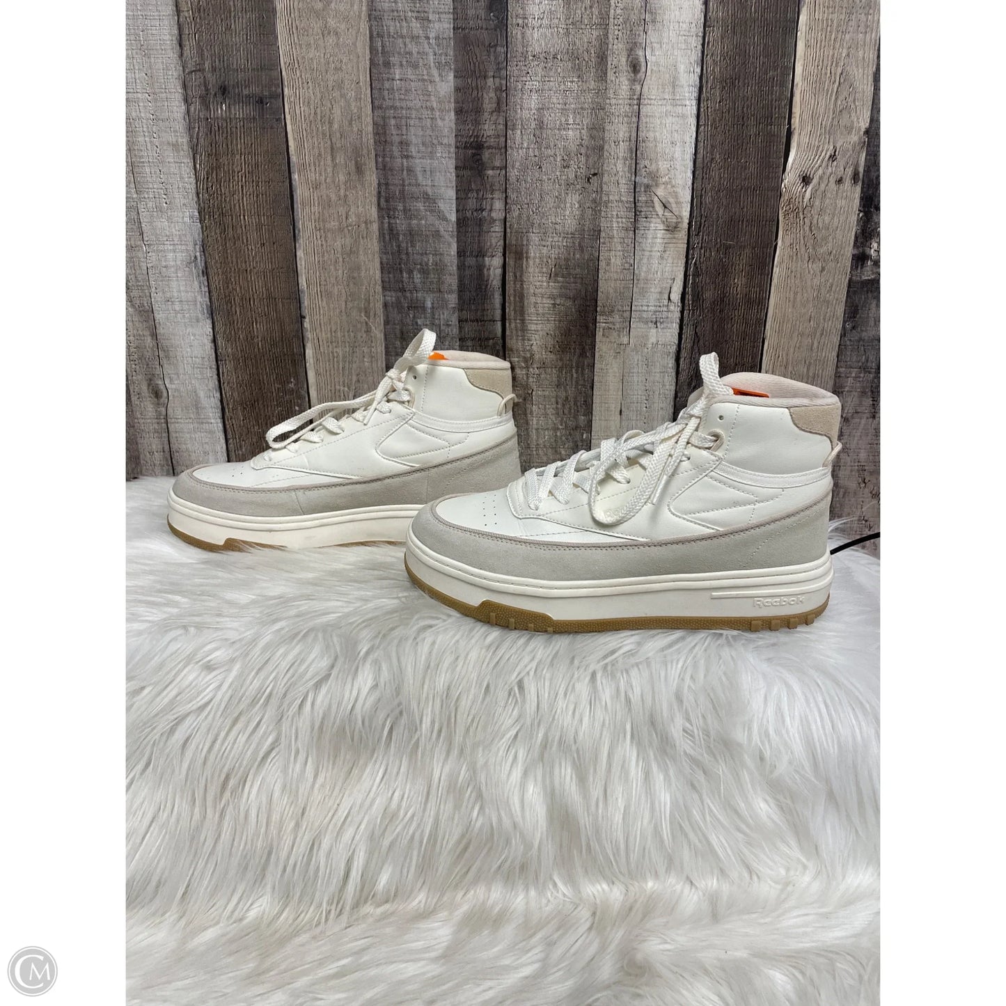 Shoes Athletic By Reebok In Cream, Size: 10