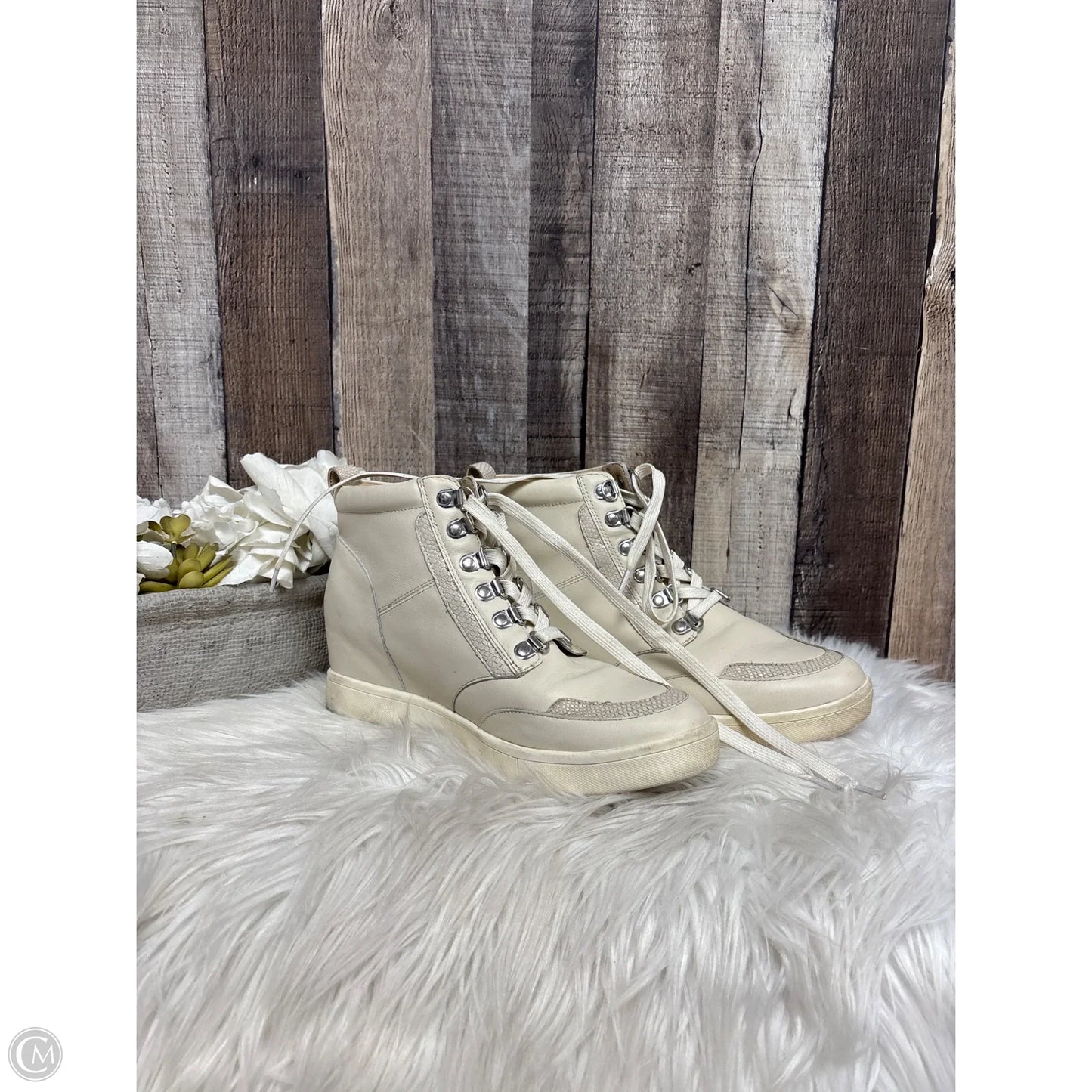 Boots Ankle Heels By Vionic In Cream, Size: 9.5