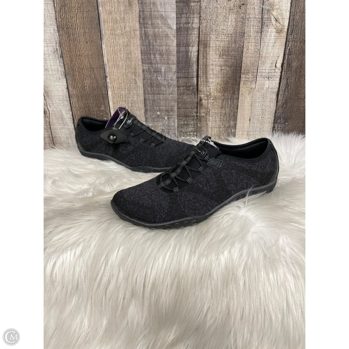 Shoes Sneakers By Skechers In Black, Size: 9