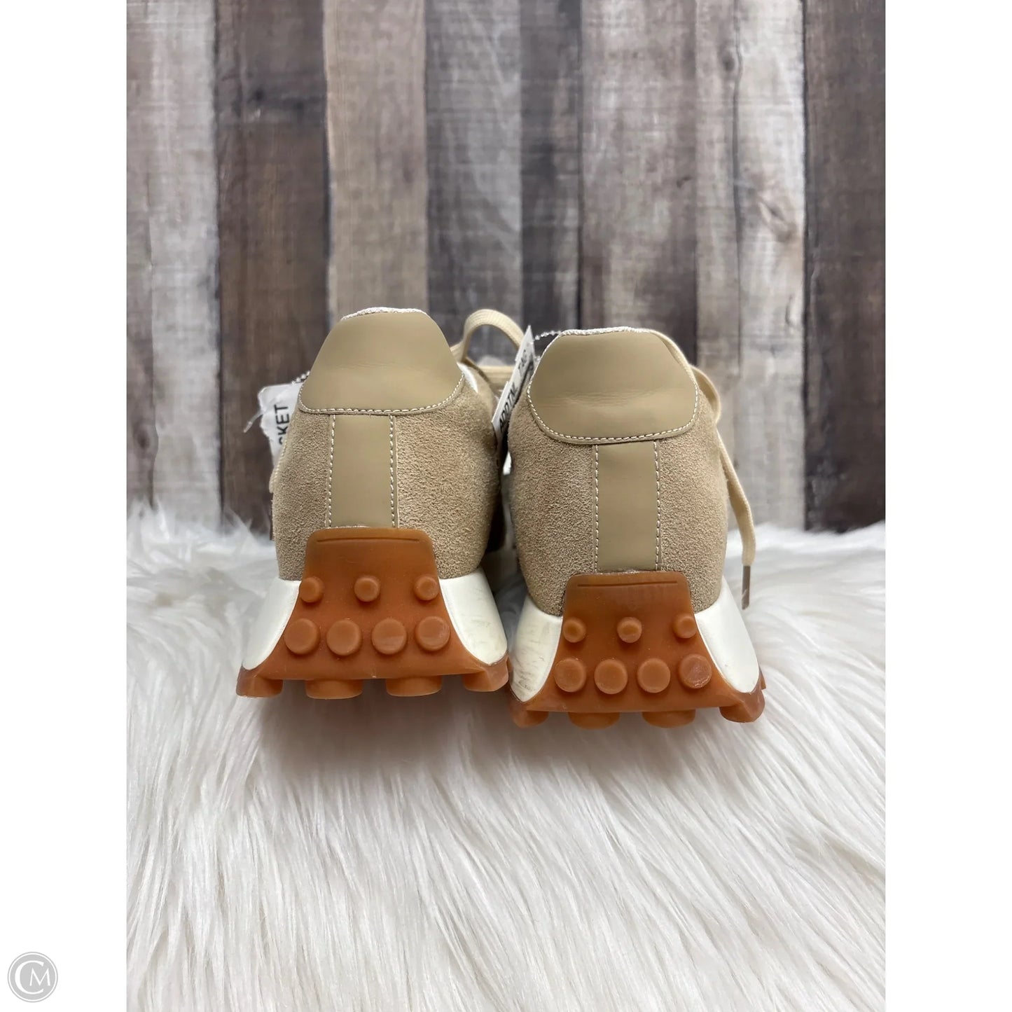 Shoes Sneakers By Cme In Beige, Size: 8